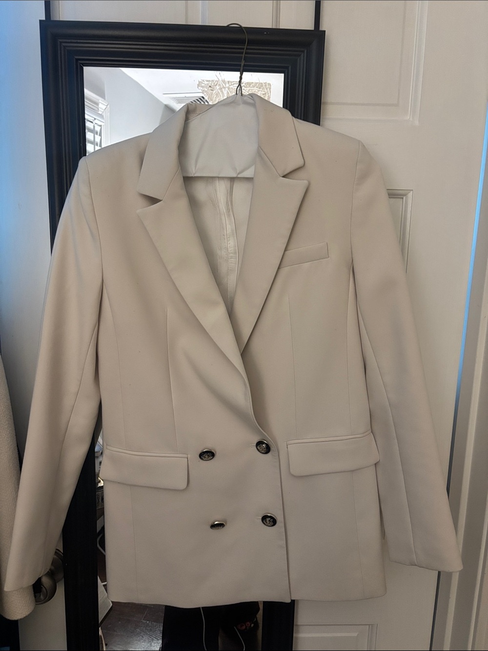 Classic Double-Breasted Women's Blazer Jacket - Cream